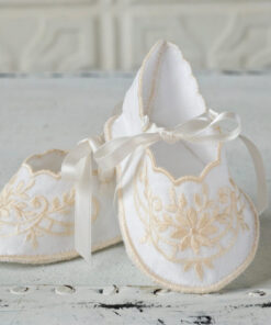 2010 Bonnet, Bib & Booties